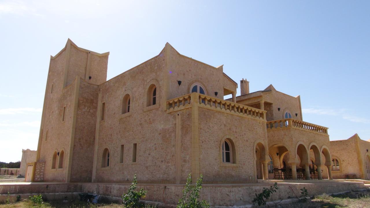 Villa Habibi เอสเซาอิรา ภายนอก รูปภาพ