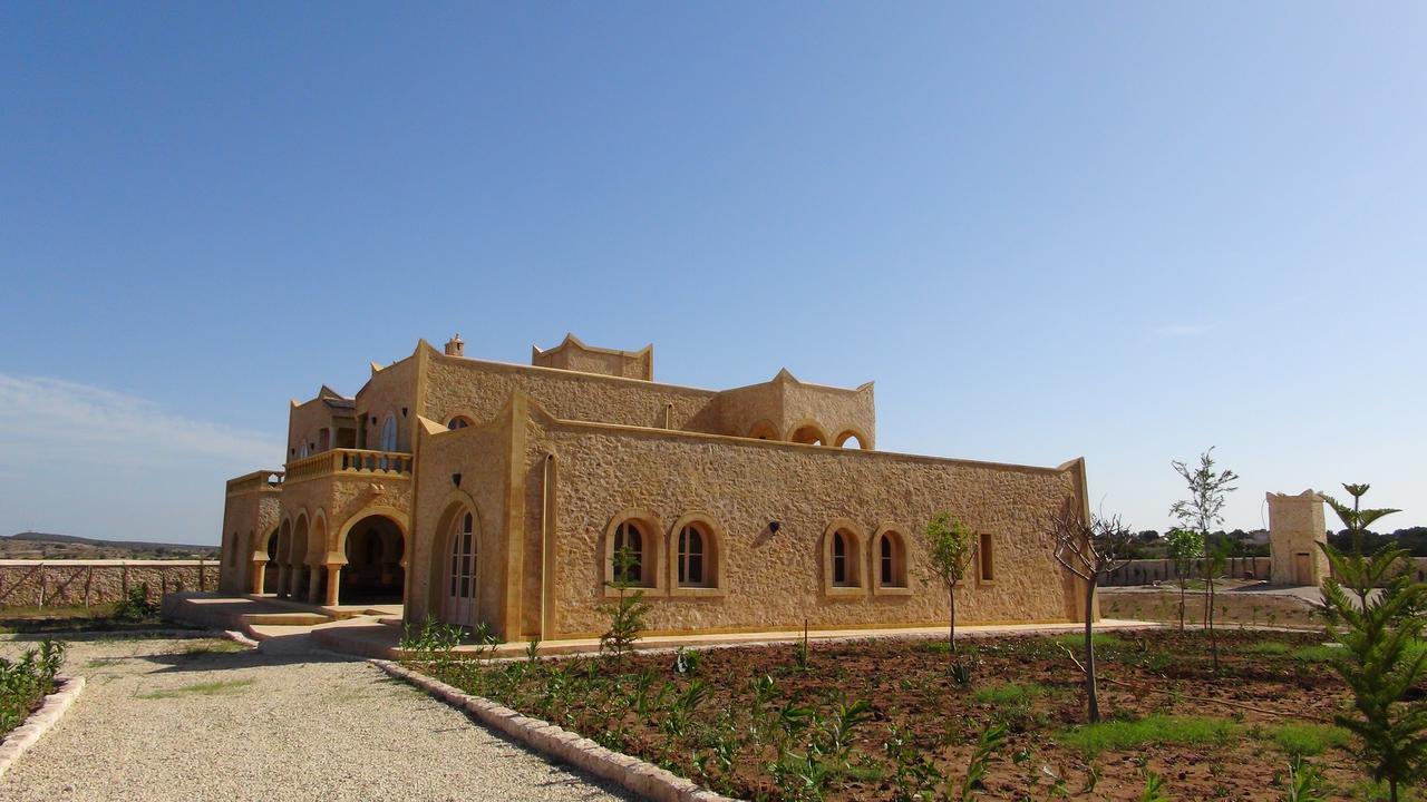 Villa Habibi เอสเซาอิรา ภายนอก รูปภาพ